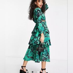 Topshop Floral Green and Black Women's Tiered Longsleeve Maxi Dress